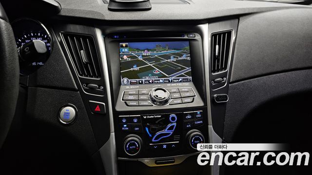 Hyundai Sonata 2012 — photo 14