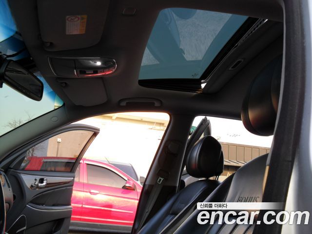 Hyundai Equus 2010 — photo 16