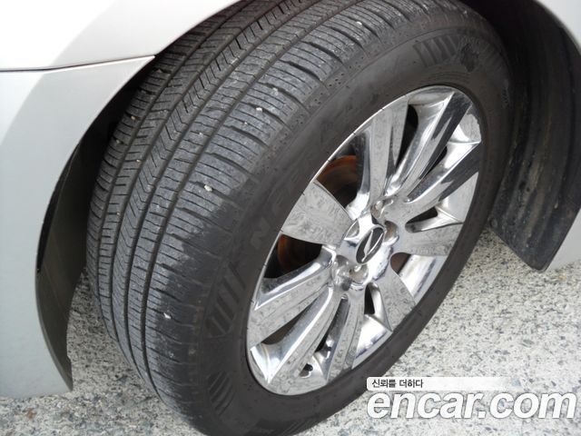 Hyundai Equus 2010 — photo 19
