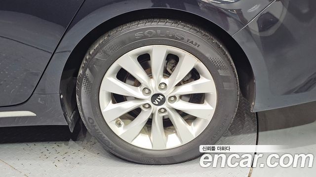 Kia K5 2016 — photo 5