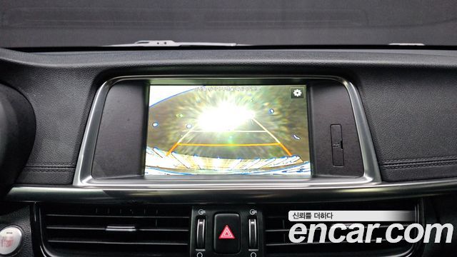 Kia K5 2016 — photo 13
