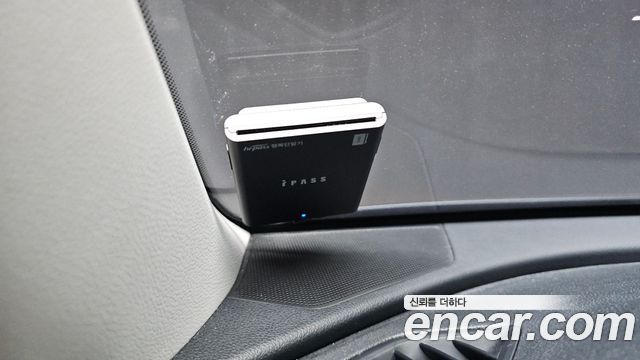 Kia K5 2016 — photo 16