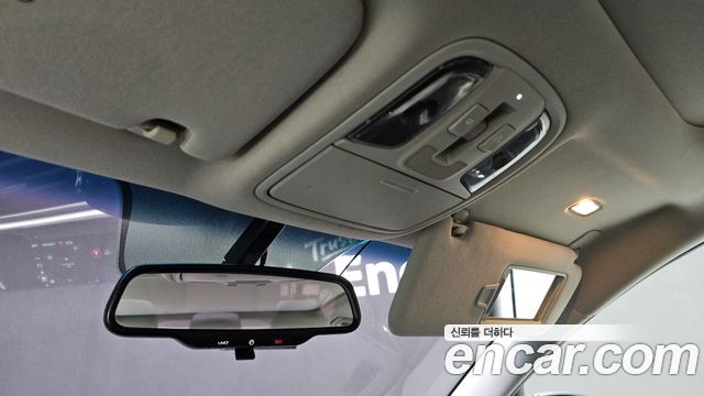 Kia K5 2016 — photo 17