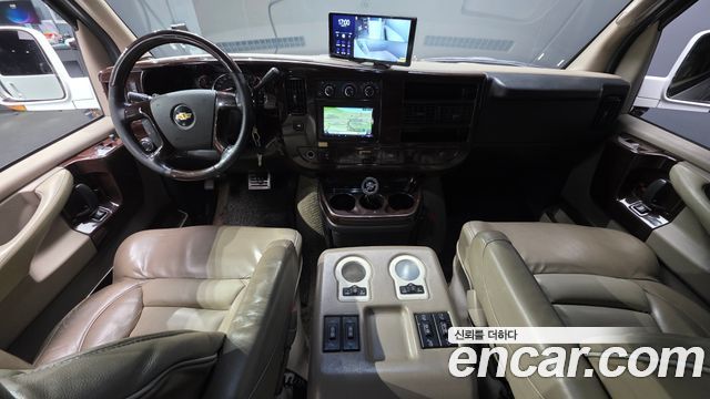 Chevrolet Express Van 2010 — photo 7