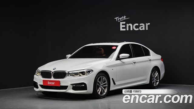 BMW 5-Series 2017 — photo 1
