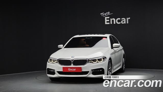 BMW 5-Series 2017 — photo 3