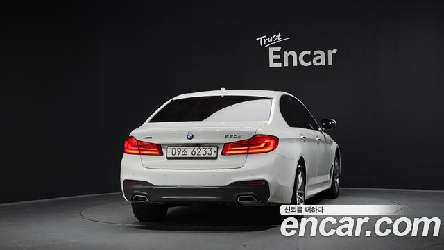 BMW 5-Series 2017 — photo 4