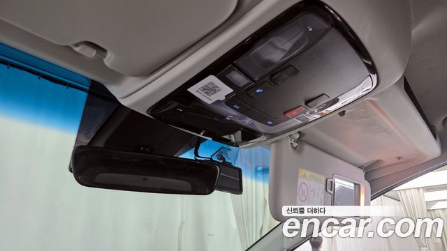 Hyundai Staria 2023 — photo 17