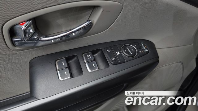 Kia Canival 2019 — photo 17