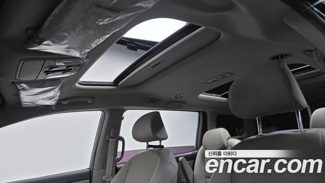 Kia Canival 2019 — photo 19