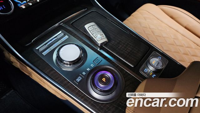 Genesis GV80 2023 — photo 9