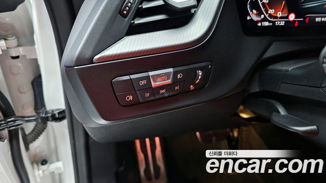 BMW 2-Series 2023 — photo 18