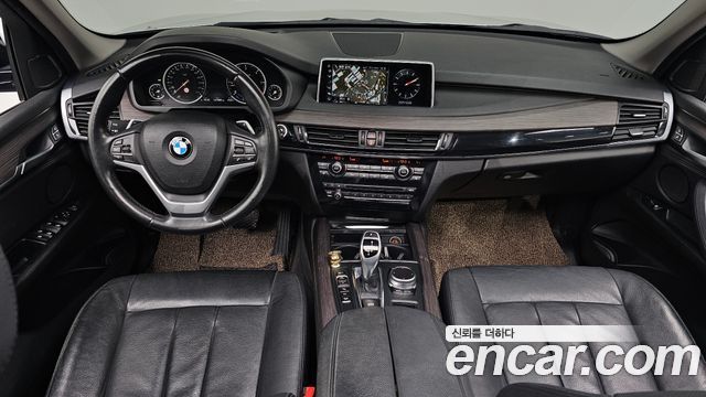 BMW X5 2017 — photo 7