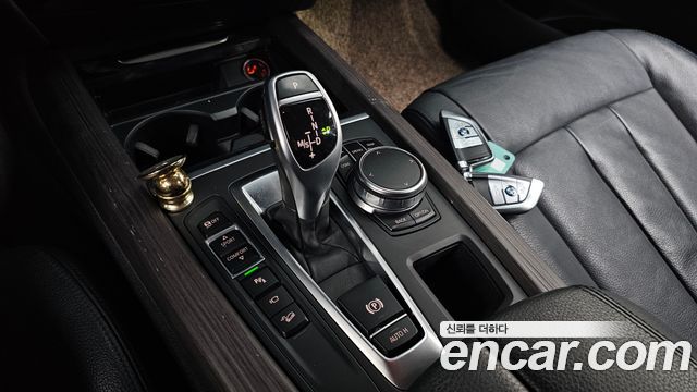 BMW X5 2017 — photo 9