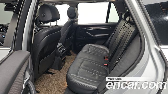BMW X5 2017 — photo 12