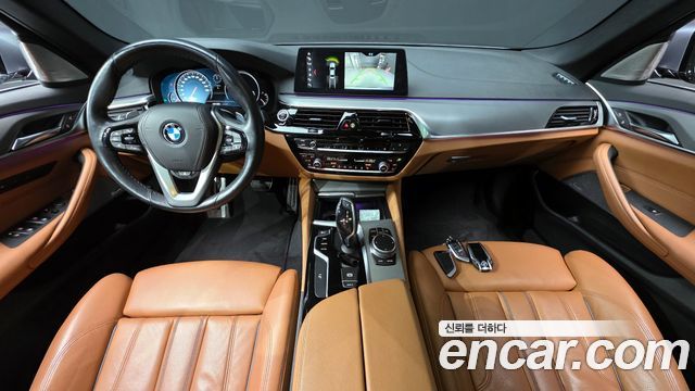 BMW 5-Series 2018 — photo 7