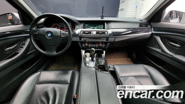 BMW 5-Series 2014 — photo 7