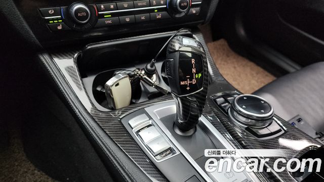 BMW 5-Series 2014 — photo 9