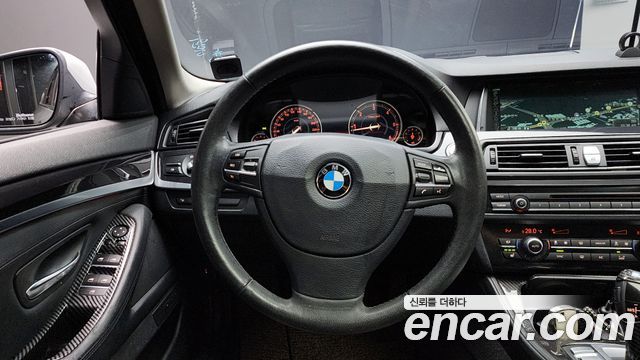 BMW 5-Series 2014 — photo 13