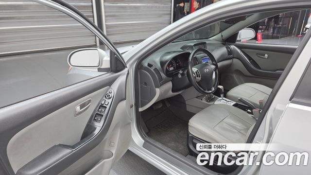 Hyundai AVANTE 2009 — photo 11