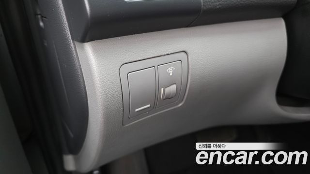 Hyundai AVANTE 2009 — photo 18