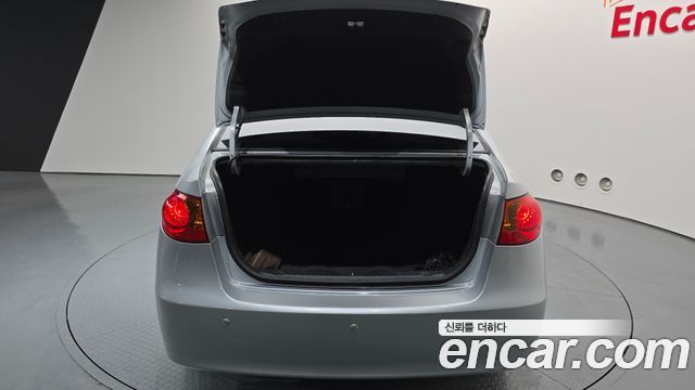 Hyundai AVANTE 2009 — photo 20