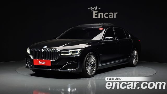 BMW 7-Series 2021 — photo 1