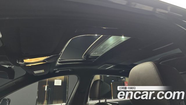 BMW 7-Series 2021 — photo 18