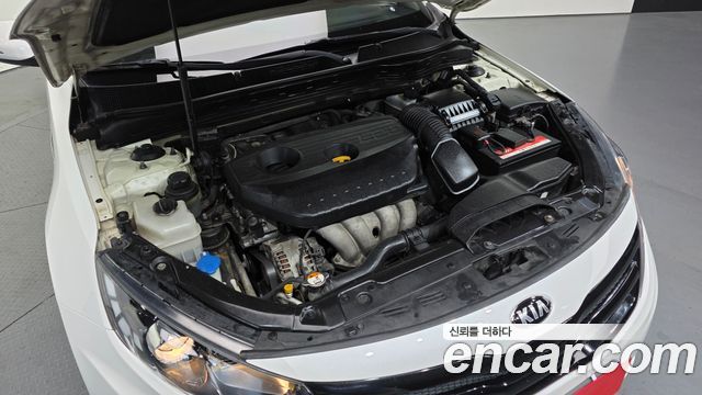 Kia K5 2013 — photo 6