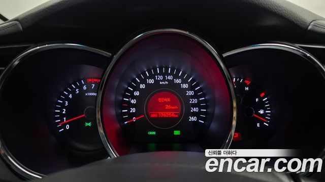 Kia K5 2013 — photo 8
