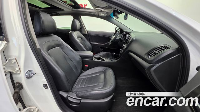 Kia K5 2013 — photo 10