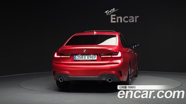 BMW 3-Series 2021 — photo 4