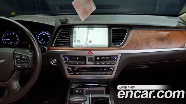 Genesis G80 2018 — photo 14