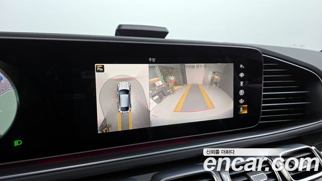Mercedes-Benz GLE-Class 2021 — photo 15