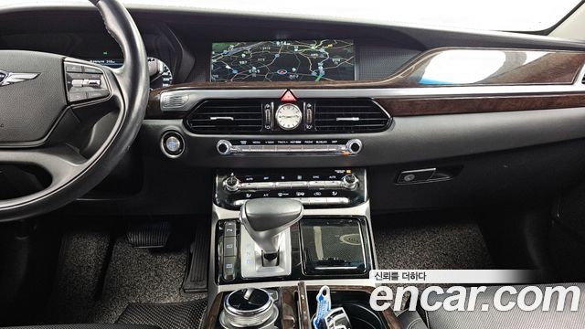 Genesis EQ900 2016 — photo 14