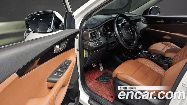 Kia Sorento 2019 — photo 11
