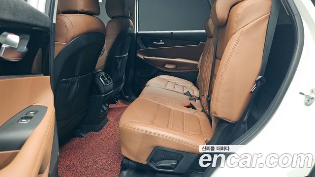Kia Sorento 2019 — photo 12