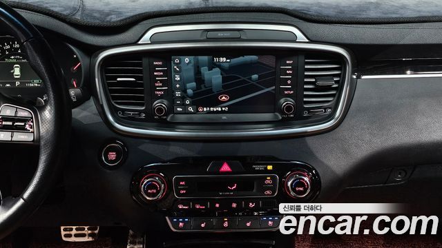 Kia Sorento 2019 — photo 14