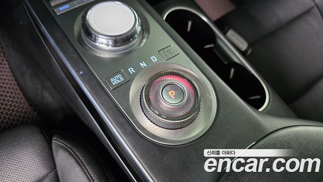 Genesis GV70 2021 — photo 9