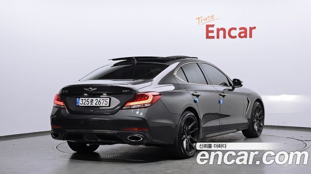 Genesis G70 2019 — photo 2