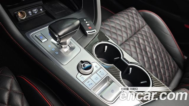 Genesis G70 2019 — photo 9