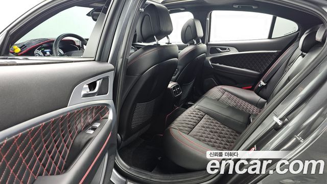 Genesis G70 2019 — photo 11