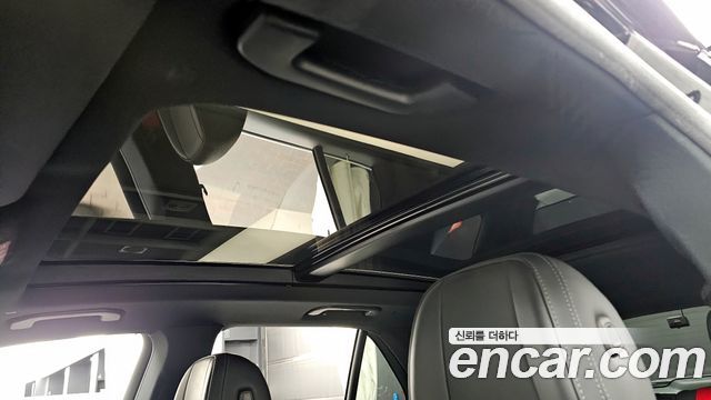 Mercedes-Benz GLE-Class 2022 — photo 18