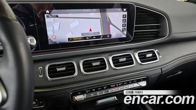 Mercedes-Benz GLS-Class 2022 — photo 14