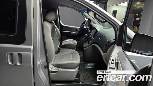 Hyundai Starex 2014 — photo 10