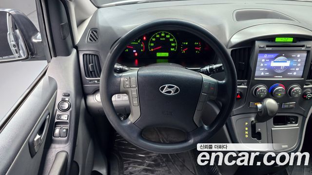 Hyundai Starex 2014 — photo 14