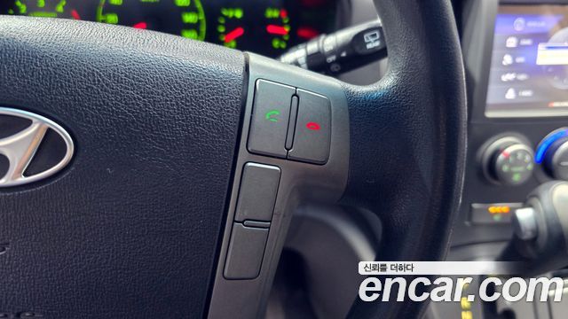 Hyundai Starex 2014 — photo 18