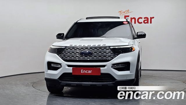 Ford Explorer 2021 — photo 3