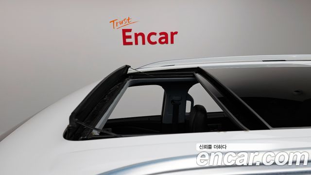 Ford Explorer 2021 — photo 19