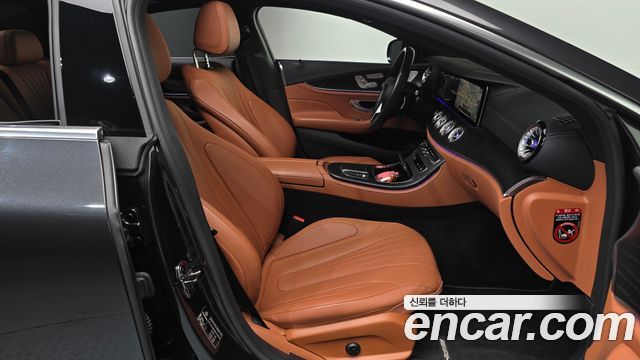Mercedes-Benz CLS-Class 2022 — photo 11